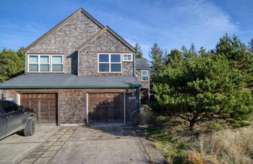 Shorepine Village House | A Mermaids Dream - Meredith Lodging