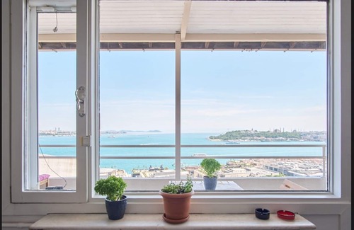 Kabatas Apartment | A MILLION DOLLAR VIEW IN THE HEART OF ISTANBUL