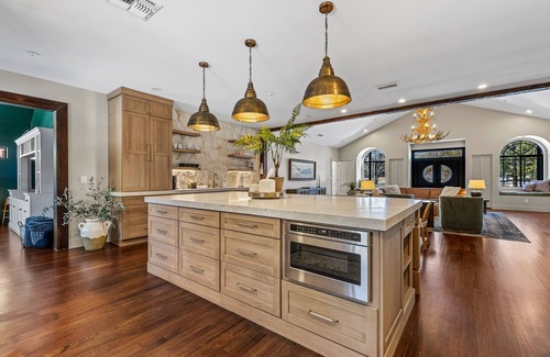 Flagstaff House | A Modern Rustic Home, in the gated community of Flagstaff Ranch