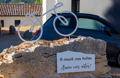 Mollans-sur-Ouveze Villa | A Mont Nos Hôtes view of the Ventoux