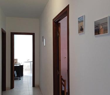 Louro Apartment | A morada do friso