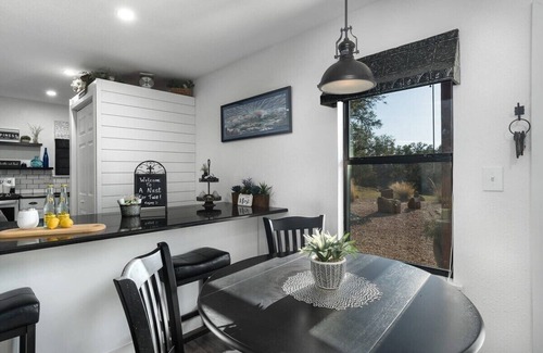 Fredericksburg House | A Nest For Two, Bathhouse, Fire pit, Full Kitchen!