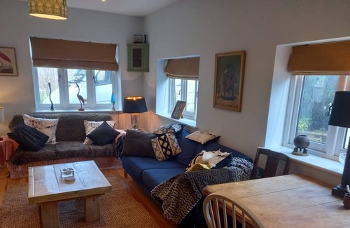 Shaftesbury House | A Newly Added Cheerful, spacious family home