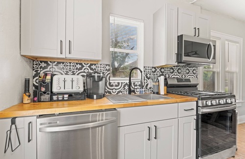 North Waco House | A nice Hacienda in central Waco!