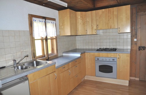 Sent Apartment | A paradise for those seeking peace and quiet who are prepared to forego the comforts of today.