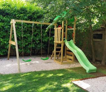 Chaux House | A PAS DE LOUP, Maison de charme sur domaine viticole