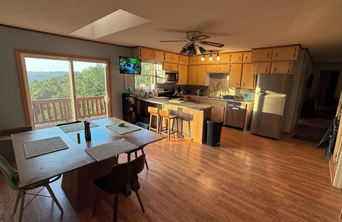 Millville House | A peaceful, forest retreat with stunning views near historic Harpers Ferry.