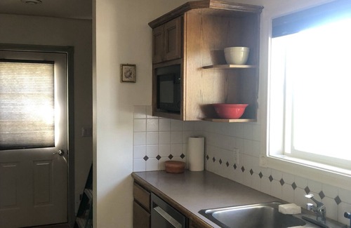 Hamilton House | A peaceful one-bedroom house next to the Bitterroot Mountains