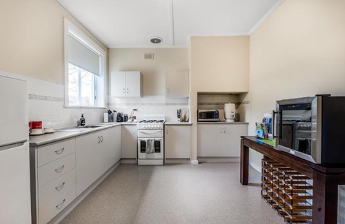 Penola Villa | A Penola-Coonawarra Villa