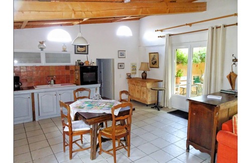 Gargas Apartment | A PERFECT FAMILY RETREAT COTTAGE IN GARGAS-LUBERON