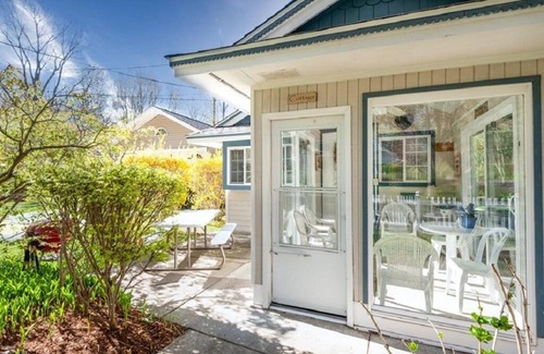 South Haven Cottage | A perfect little cottage on a quiet cul-de-sac, one block from Lake Michigan.
