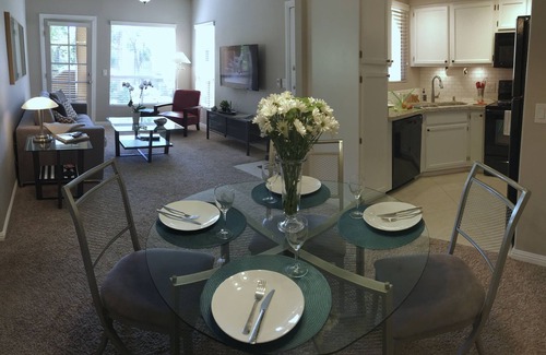 Chandler Condo | A Perfect Retreat at Lakeshore by Anderson Springs