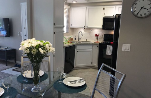 Chandler Condo | A Perfect Retreat at Lakeshore by Anderson Springs