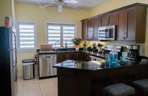 Venetian Road Settlement House | A Piece of Paradise