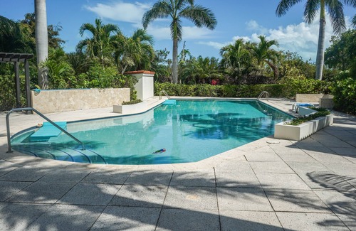 Venetian Road Settlement House | A Piece of Paradise