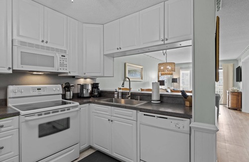 Morehead City Condo | A Place at the Beach - 2 bedroom, 2 baths - Pools, Waterslide, Mini-golf & more!