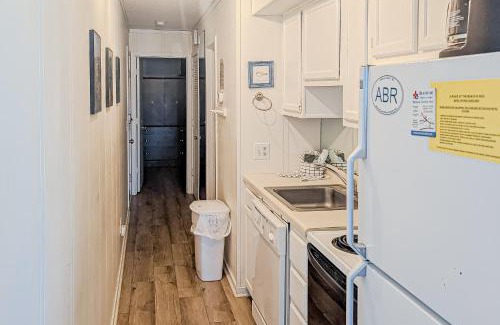 Morehead City Apartment | A Place At The Beach 310