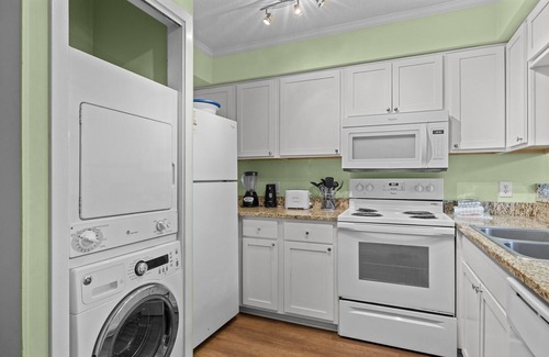 Morehead City Apartment | A Place at the Beach