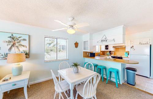 Sneads Ferry House | A Place Between the River and Sea