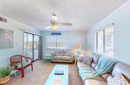 Sneads Ferry House | A Place Between the River and Sea