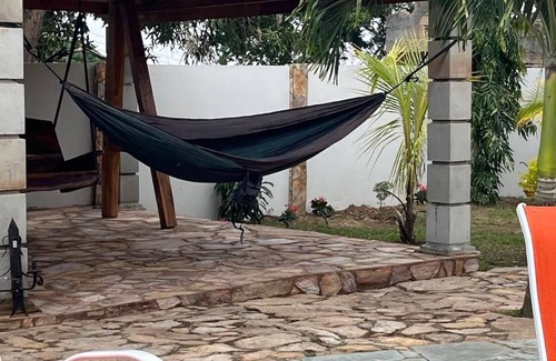 Nungua House | A Place of Peaceful Refuge
