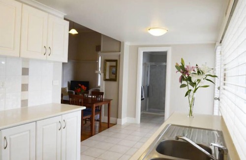 Golden Point House | A Place to Stay - Barkly & Haymes