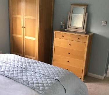 Stoke Gifford House | A place to stay in Stoke Gifford