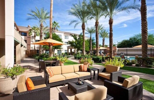 Chandler Apartment | A Place You'll Surely Enjoy! Pet-friendly Unit, Outdoor Pool & Sun Terrace!