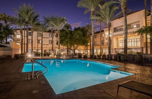 Chandler Apartment | A Place You'll Surely Enjoy! Pet-friendly Unit, Outdoor Pool & Sun Terrace!