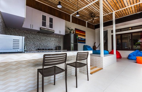 Kampial House | A privat pool Villa n in the center of Nusa Dua nn