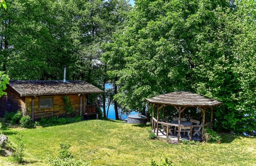 Vilnius County House | A private, cozy cottage on the shore of the lake, beautiful view