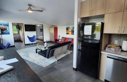 Minerva Apartment | A private lakefront escape
