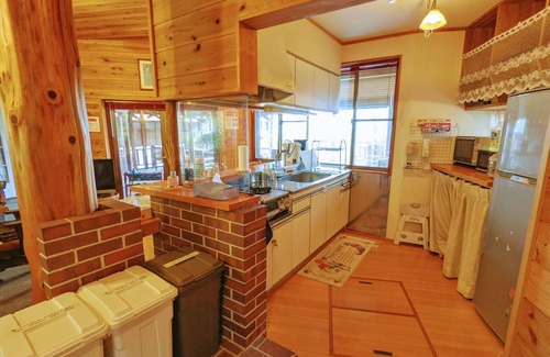 Yamanakako House | A quiet villa for rent located on a small hill Yo /Minamitsuru-gun Yamanashi