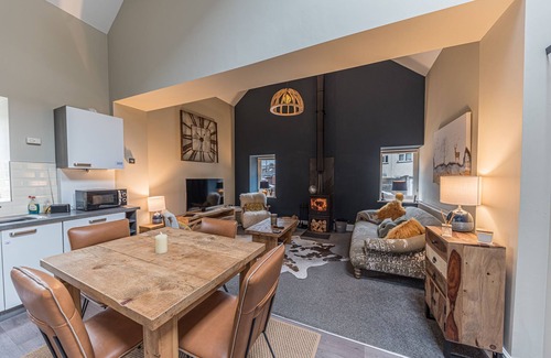 Millom Apartment | A quirky & comfortable property close to beaches & Lake District National Park