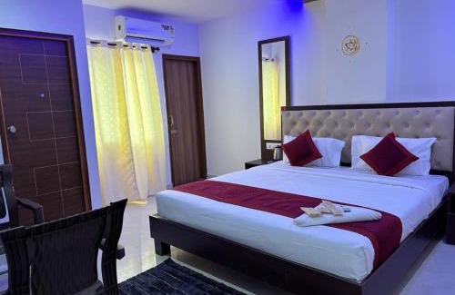 RR Nagar Bed & Breakfast | A R Daffodil inn guest line