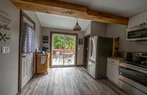Callicoon House | A&R Hacienda a Callicoon Vintage Farmhouse