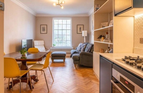 Marylebone Apartment | A Regal Abode - Marylebone - by Frankie Says