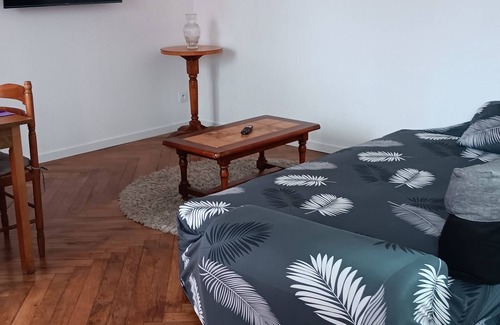Guilvinec Apartment | A renovated 2-star furnished apartment for 4 people