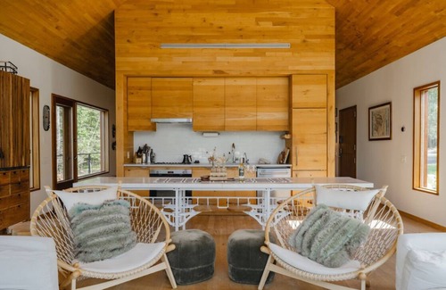 Kerhonkson House | A Retreat @ Hudson Woods With Main & Guest House