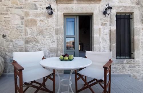 Sivas House | A Romantic House for Two