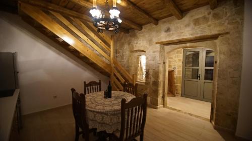 Sivas House | A Romantic House for Two