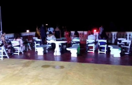 West End Apartment | A Rooftop View, Comfort & Event-Ready Spaces - #11