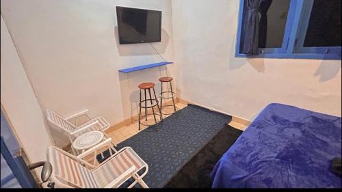 Tuban House | A Room in Santorini House Room Near Airport Bali
