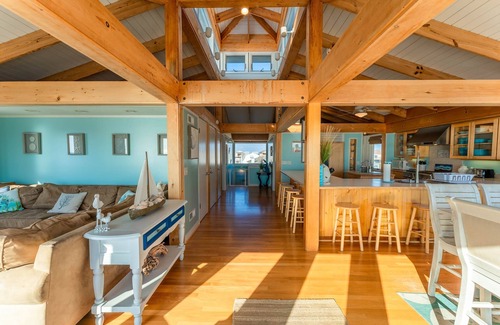 Oak Island House | A Sand Dollar Dream