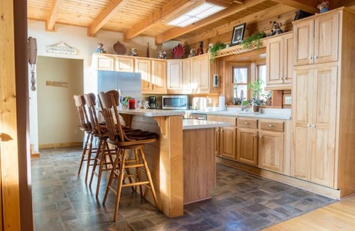 Pinnacle Cabin | A Sauratown Mountain Getaway