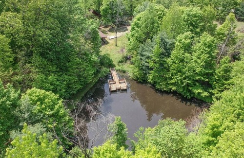 Nineveh House | A !!!! secluded Brown County Cabin retreat !!!!