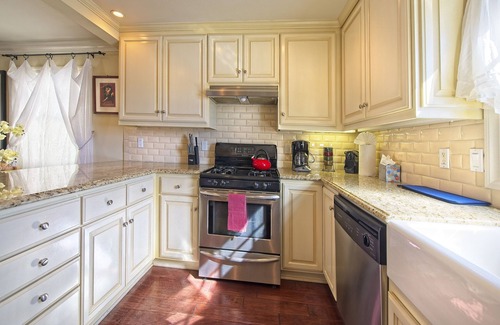 Corona del Mar House | A short walk to the beach, shopping, and dining!