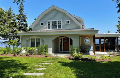Newagen House | A SLICE OF HEAVEN | 4 Bed, 3 Bath