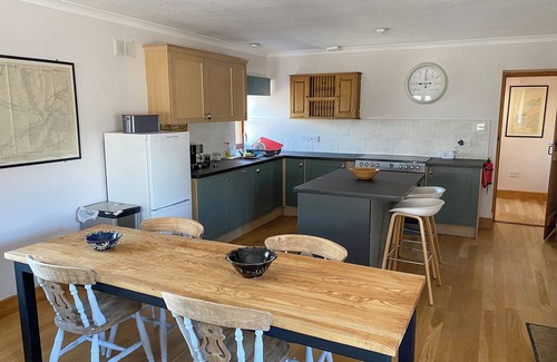 Carlisle Cottage | A spacious country cottage the perfect indulgent getaway for two.