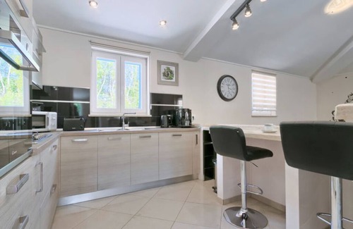 Snasici House | A spacious four-bedroom villa with sauna and private pool